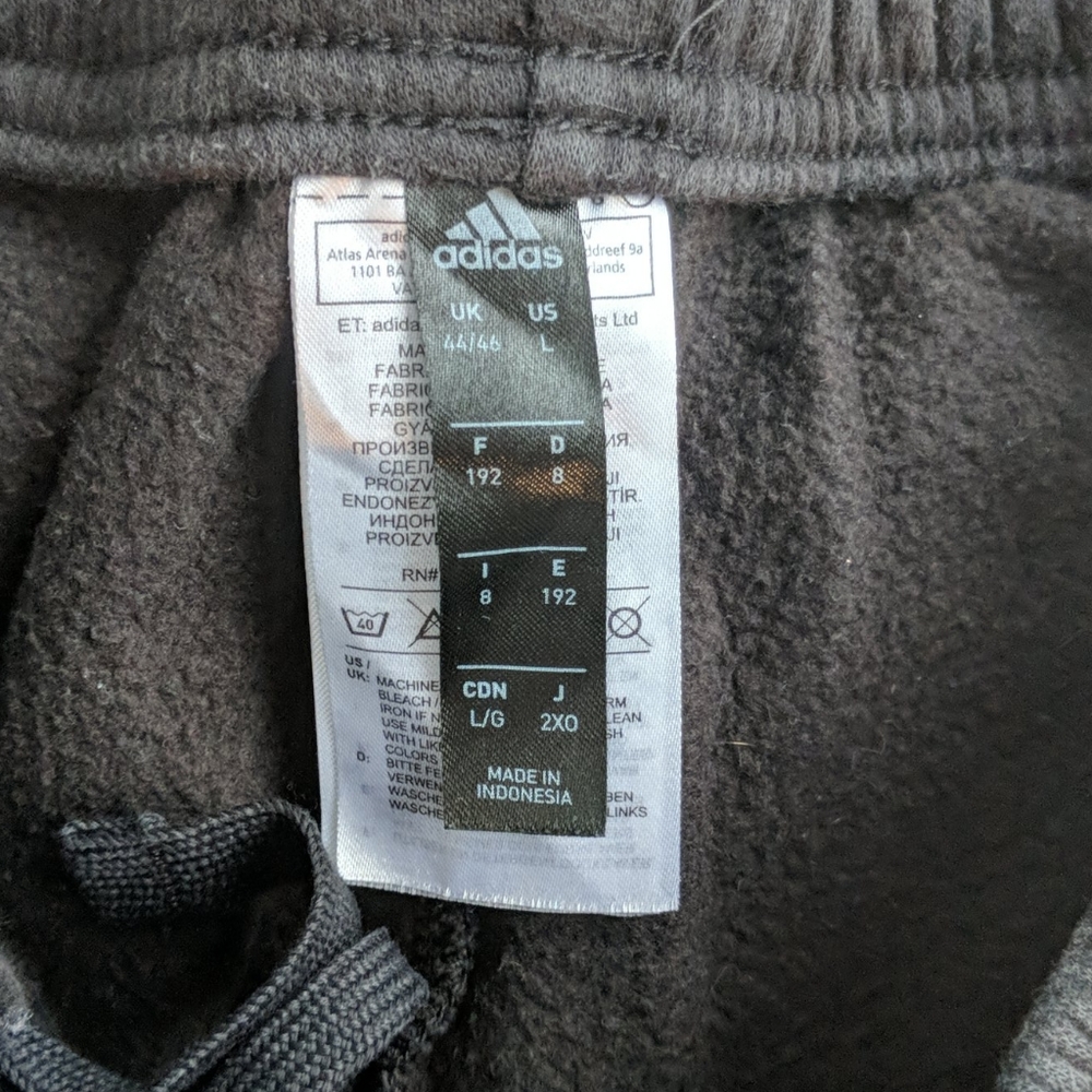 Adidas sweatpants - Picture 4 of 4